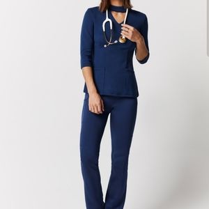 ISO 👮♀️DON'T BUY👮♀️ ISO JAANUU ponte pants